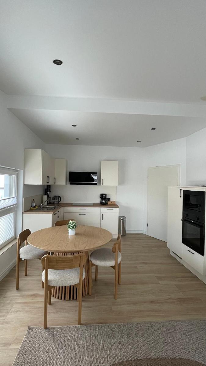 Moderne Wohnung mit Balkon & Parkplatz in Söhlde - Housity