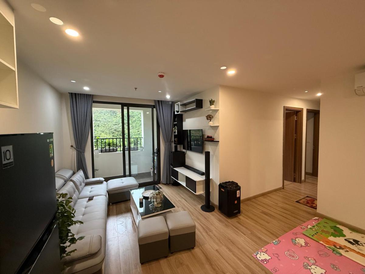 Irista Hill - Housity