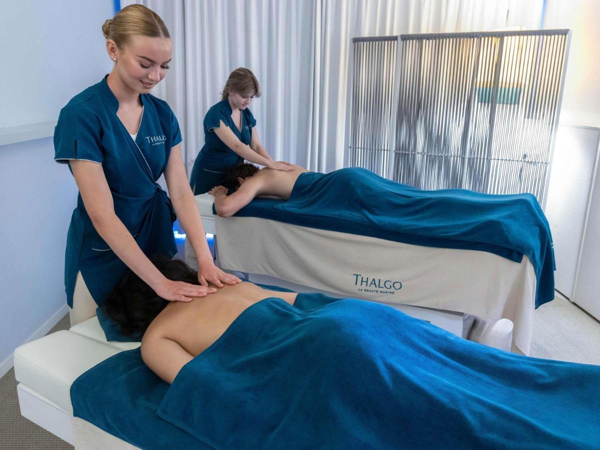 Clients de l'établissement Pullman Cannes Mandelieu