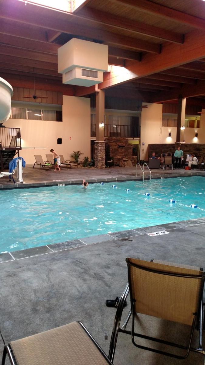 Cascades Mountain Resort, Ascend  Collection - Housity