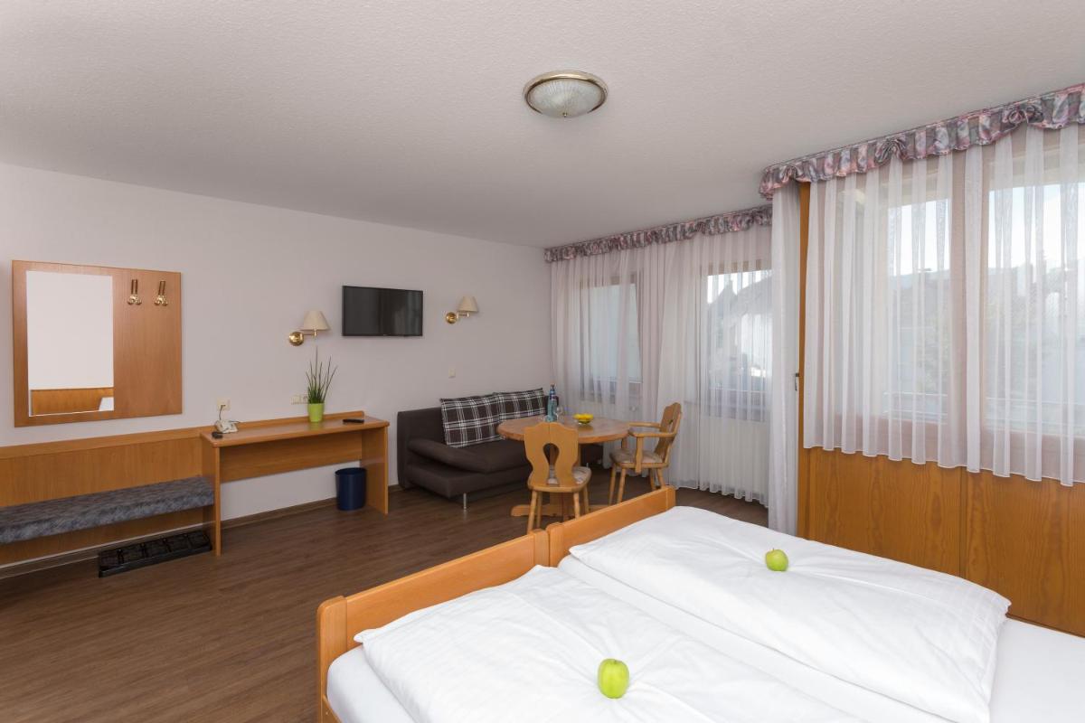 Hotel Gasthof Sonne - Housity