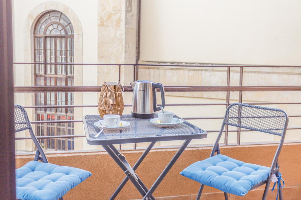 OPERA et LOVE - 200m dall'Arena con convenzione per Parcheggio e Colazione in pasticceria adiacente - Housity