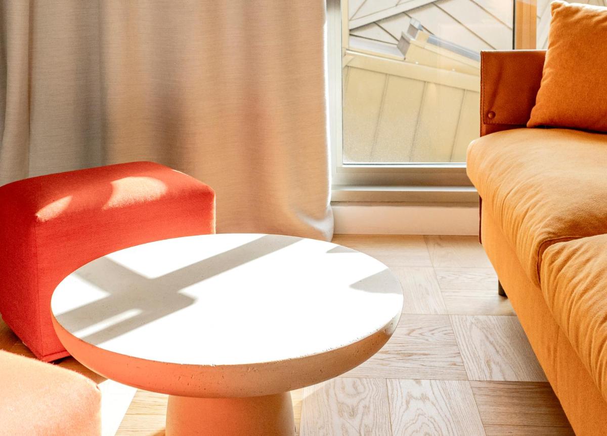 Coin salon dans l'établissement Hôtel Pilgrim