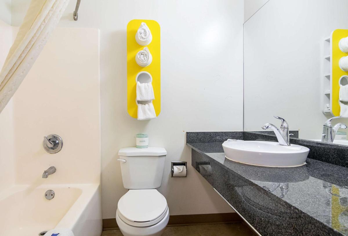 Motel 6-Jonesboro, GA - Housity