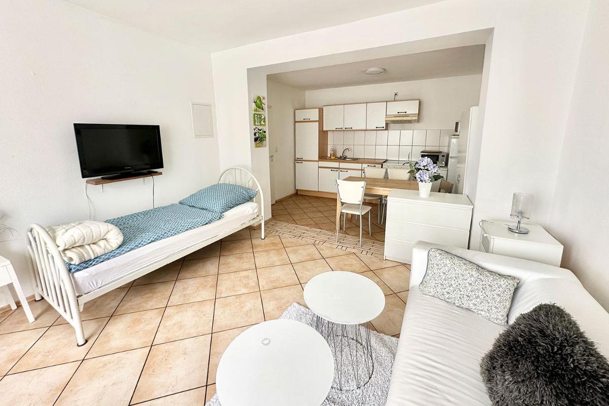 Workers Apartment Troisdorf Spich - Housity