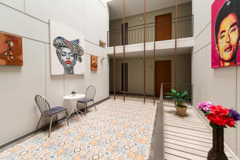 BB House Mini Suite Hotel - Housity