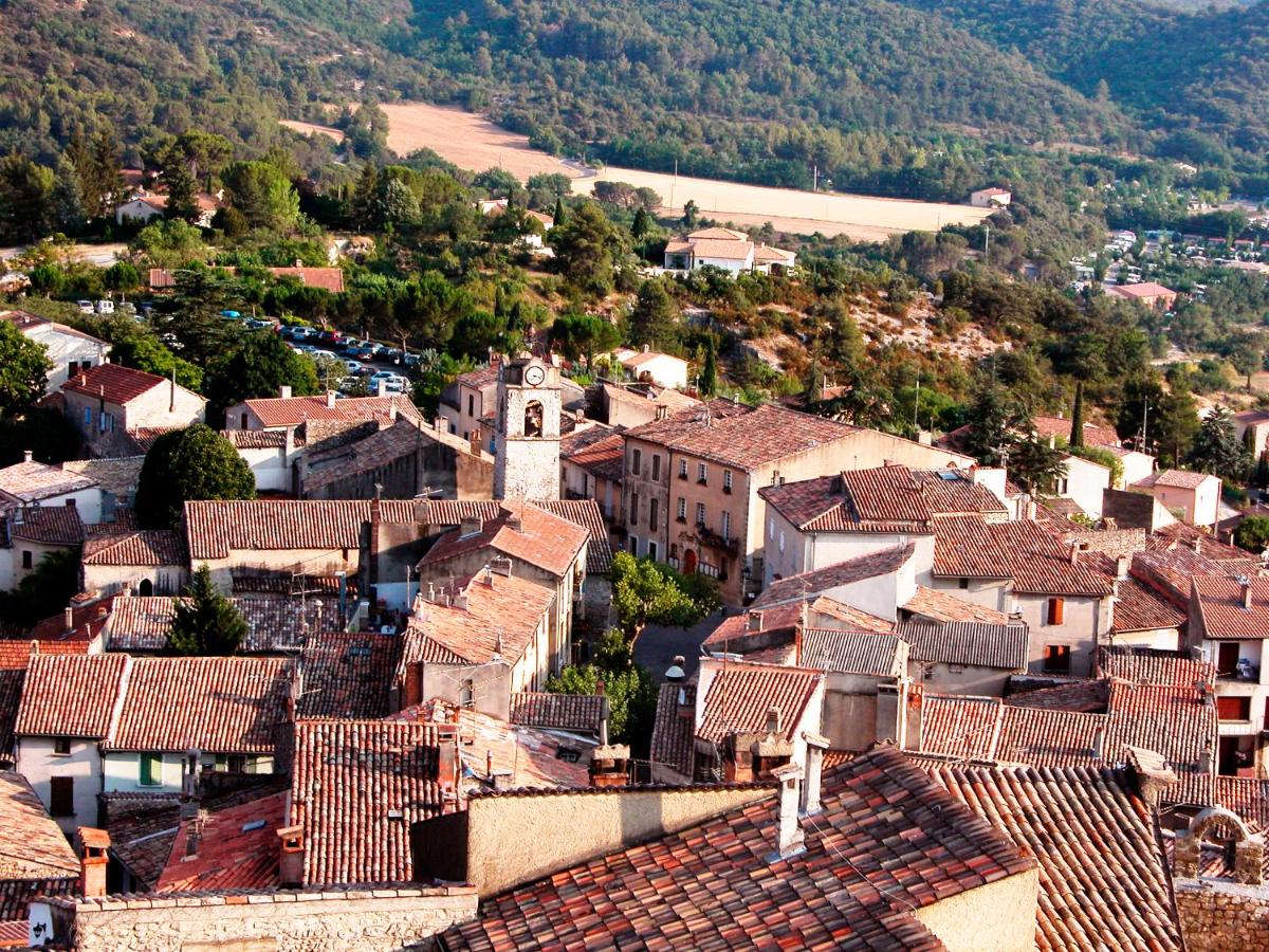 Vue générale sur la montagne ou vue sur la montagne depuis l'appart'hôtel