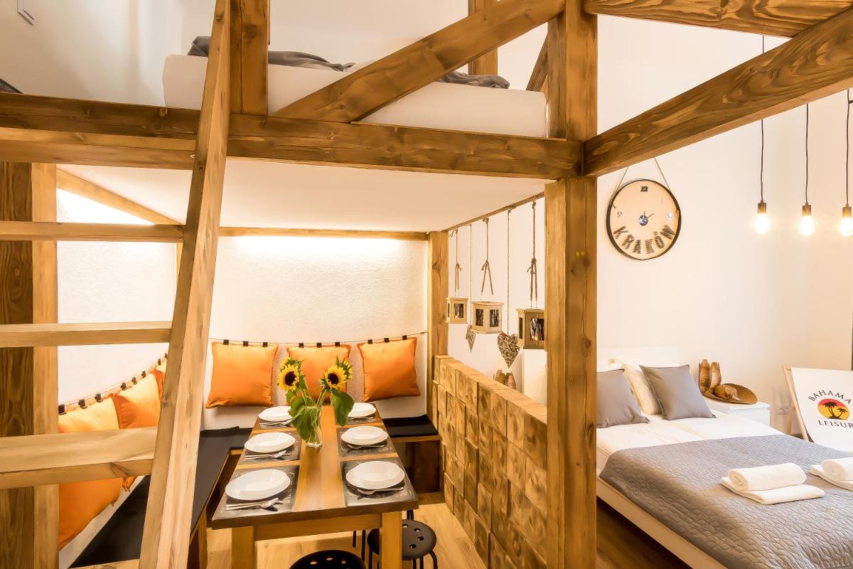 Cracow Best Location Apartment by Cozyplace - Housity