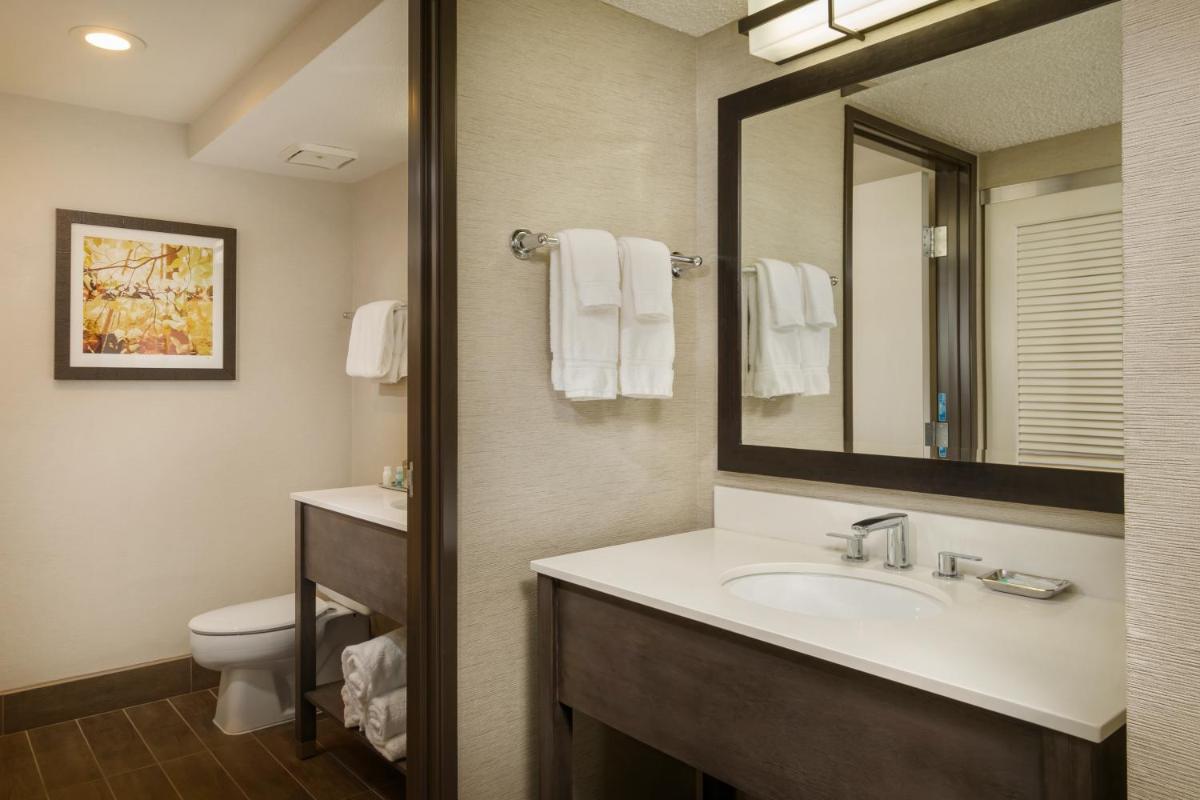 Riverhouse on the Deschutes - Housity