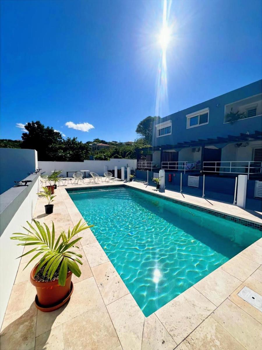 Over The Hill Residence - Your Tranquil Oasis - Housity