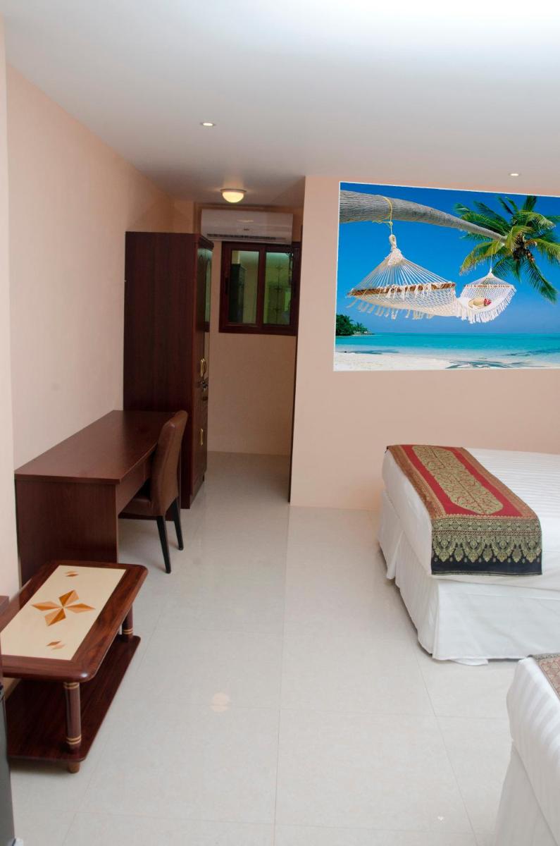 Grand Diamond Hotel Trinidad - Housity