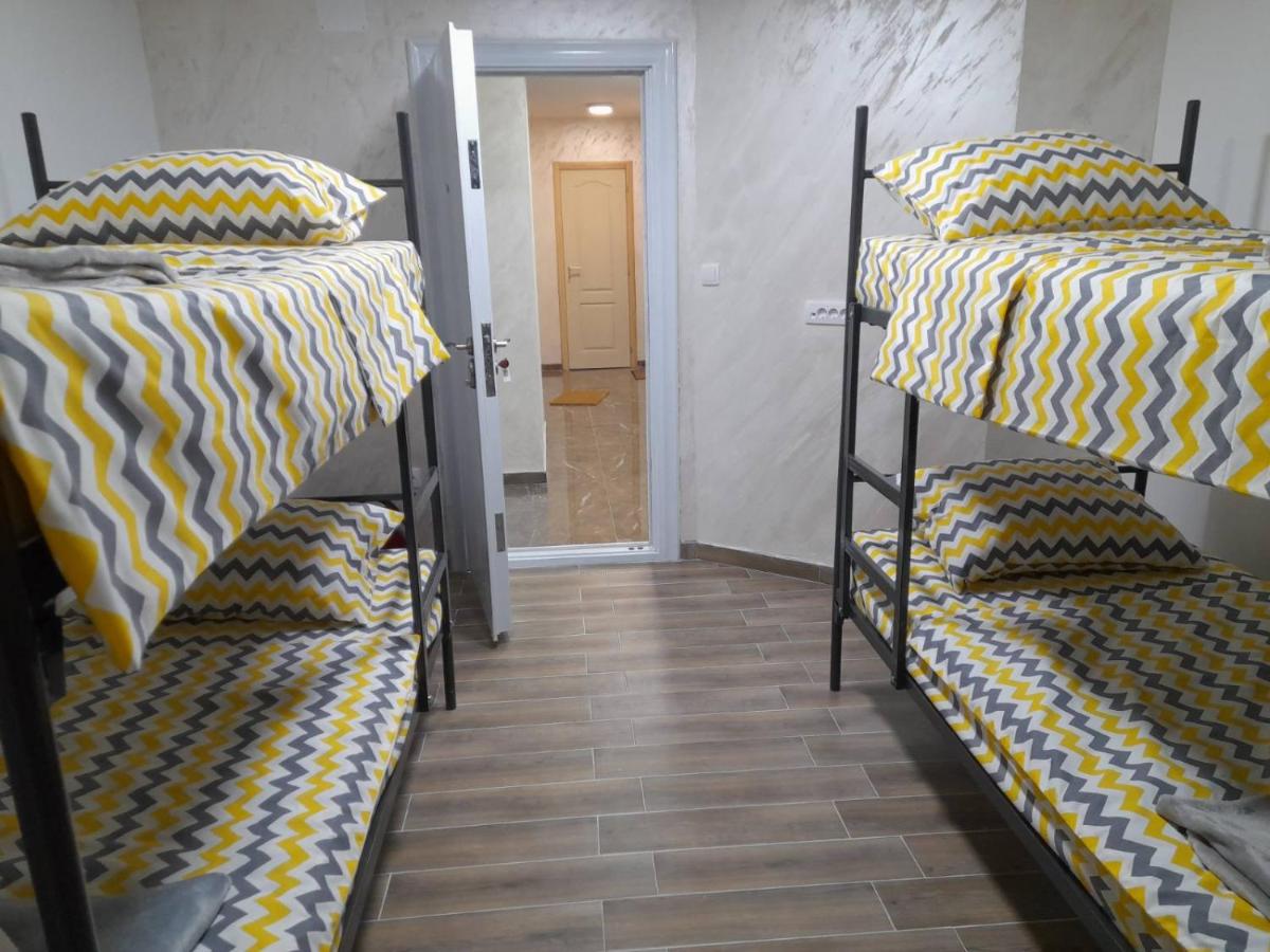 Motel Gas - Housity