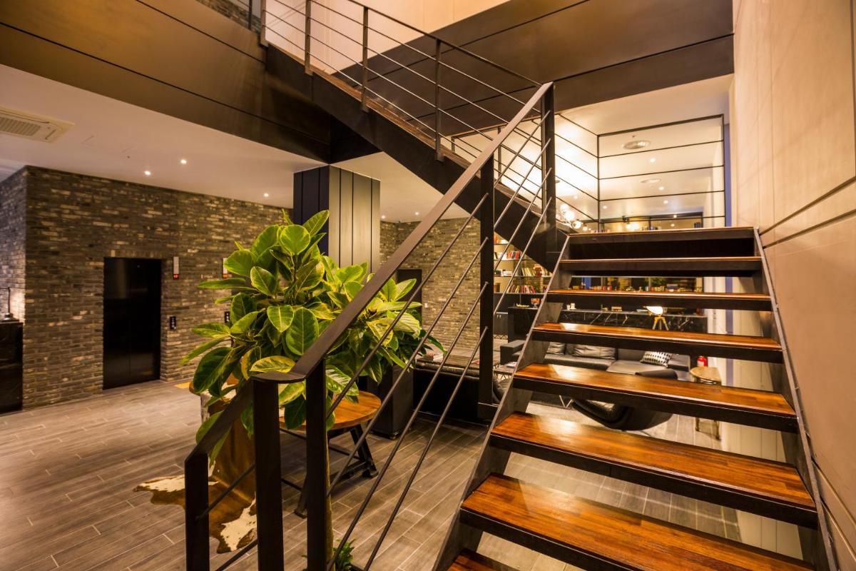 Trang Blue Hotel - Housity