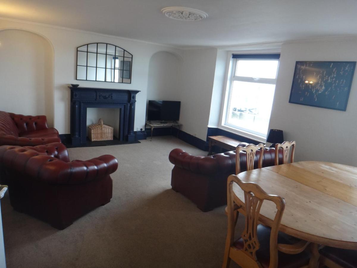Lovely family seafront property in Burnham-on-Sea, 3 bedrooms - Housity
