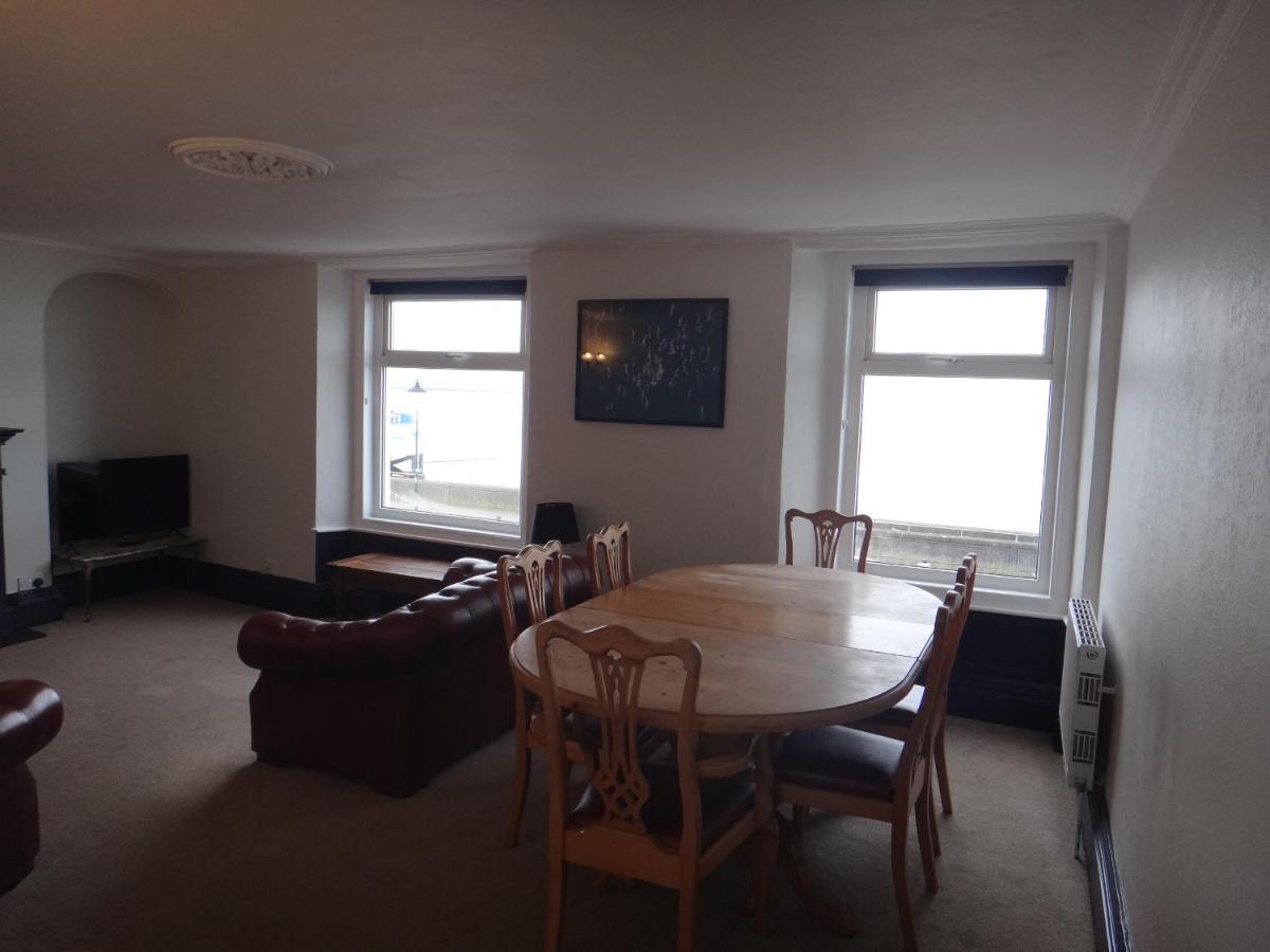 Lovely family seafront property in Burnham-on-Sea, 3 bedrooms - Housity
