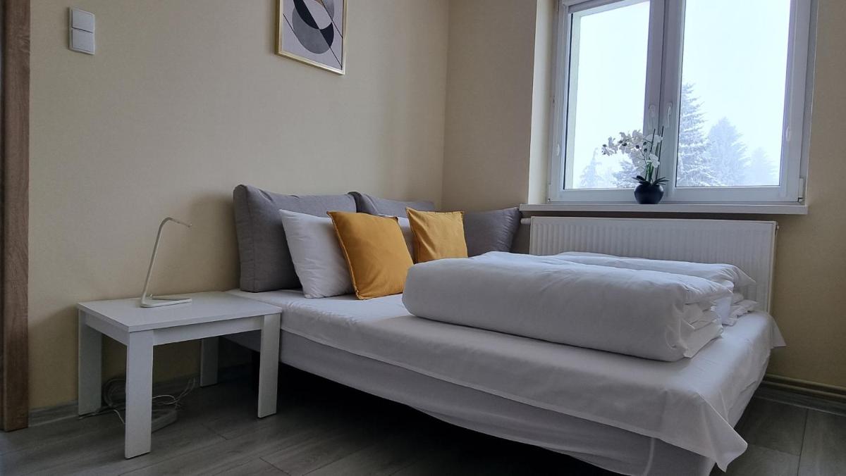 Apartament Wałbrzych - Hizvo
