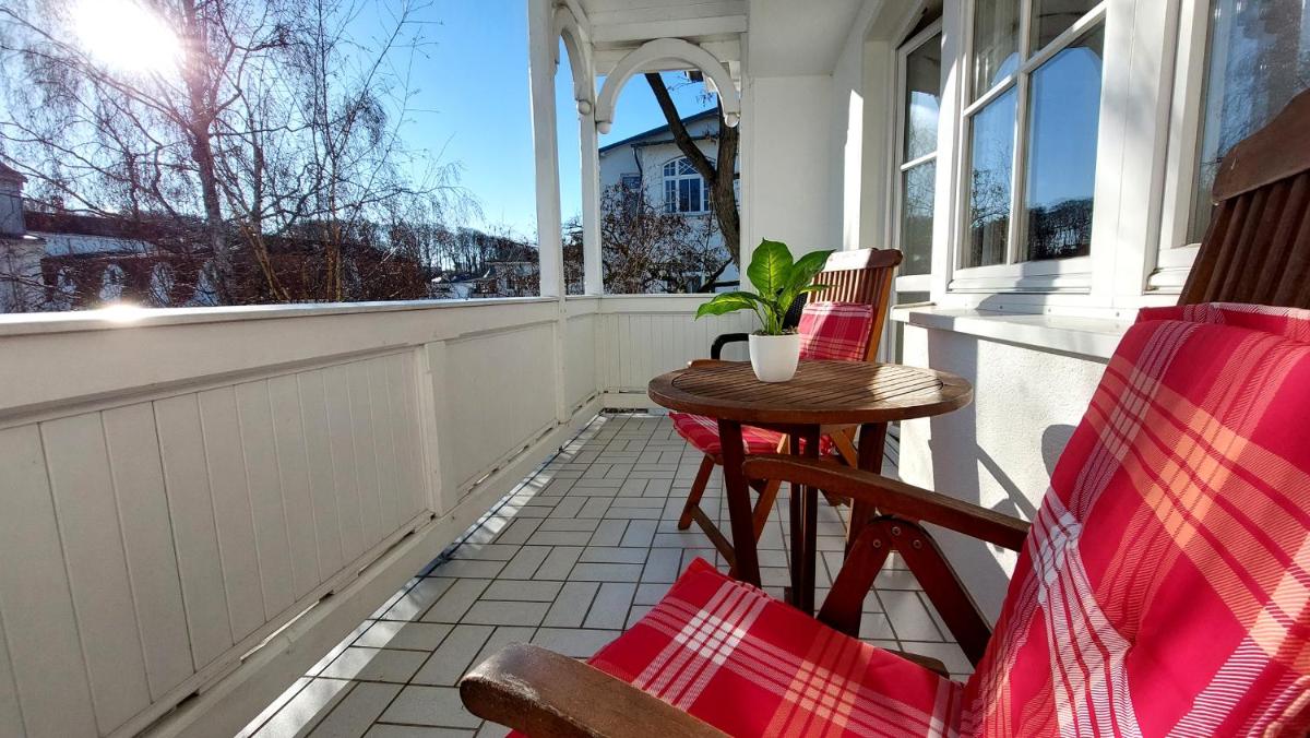 Haus Volksbank by Rujana - Housity