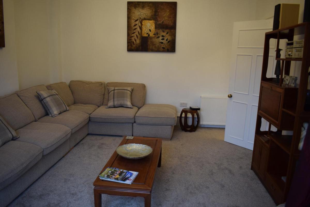 Woodlyn Guest House - Housity