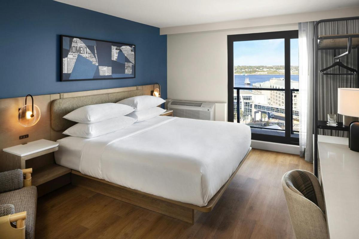 Hotel Halifax - Housity