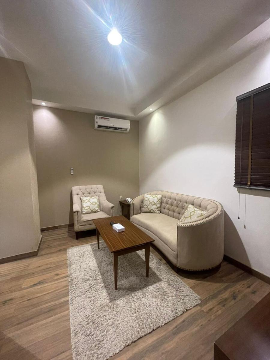 Fiori Hotel Suites - Housity