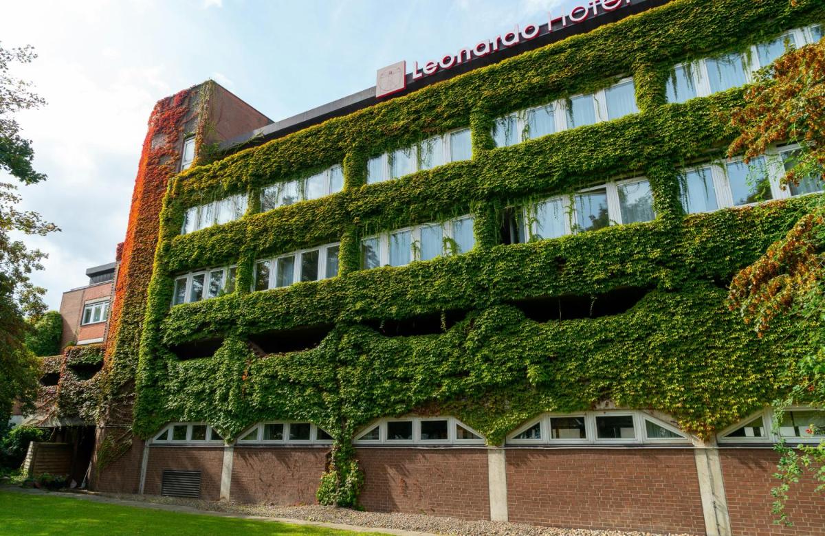 Leonardo Hotel Hamburg Elbbrücken - Housity