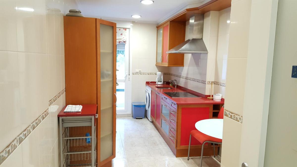 Mundaka Beach flat parking privado - Housity
