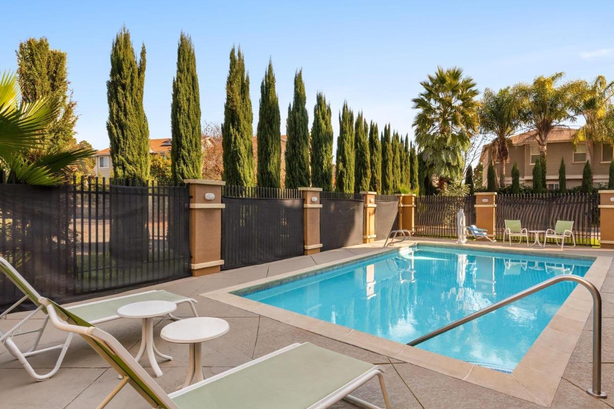 La Quinta by Wyndham Fairfield - Napa Valley - Housity