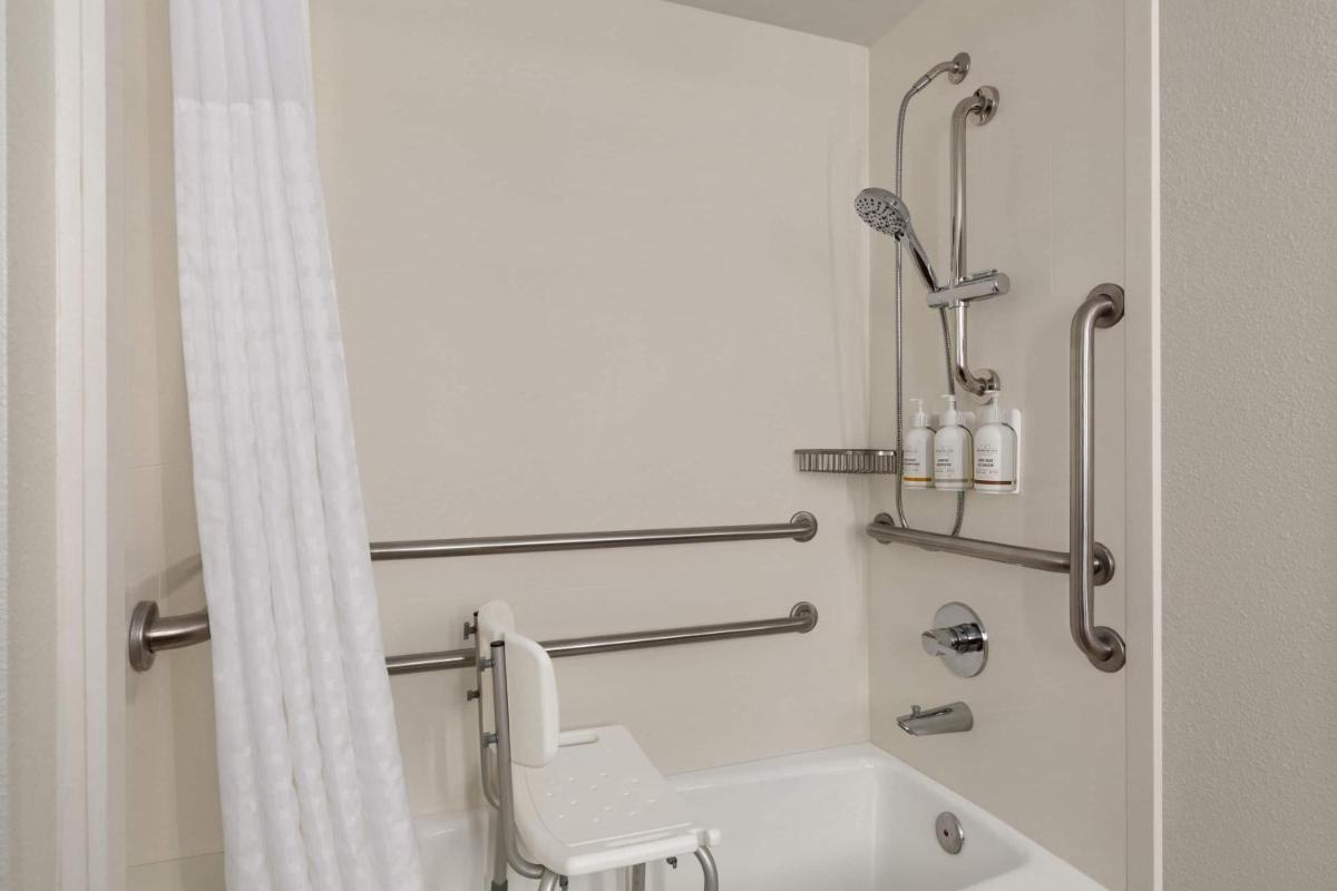 La Quinta by Wyndham Fairfield - Napa Valley - Housity
