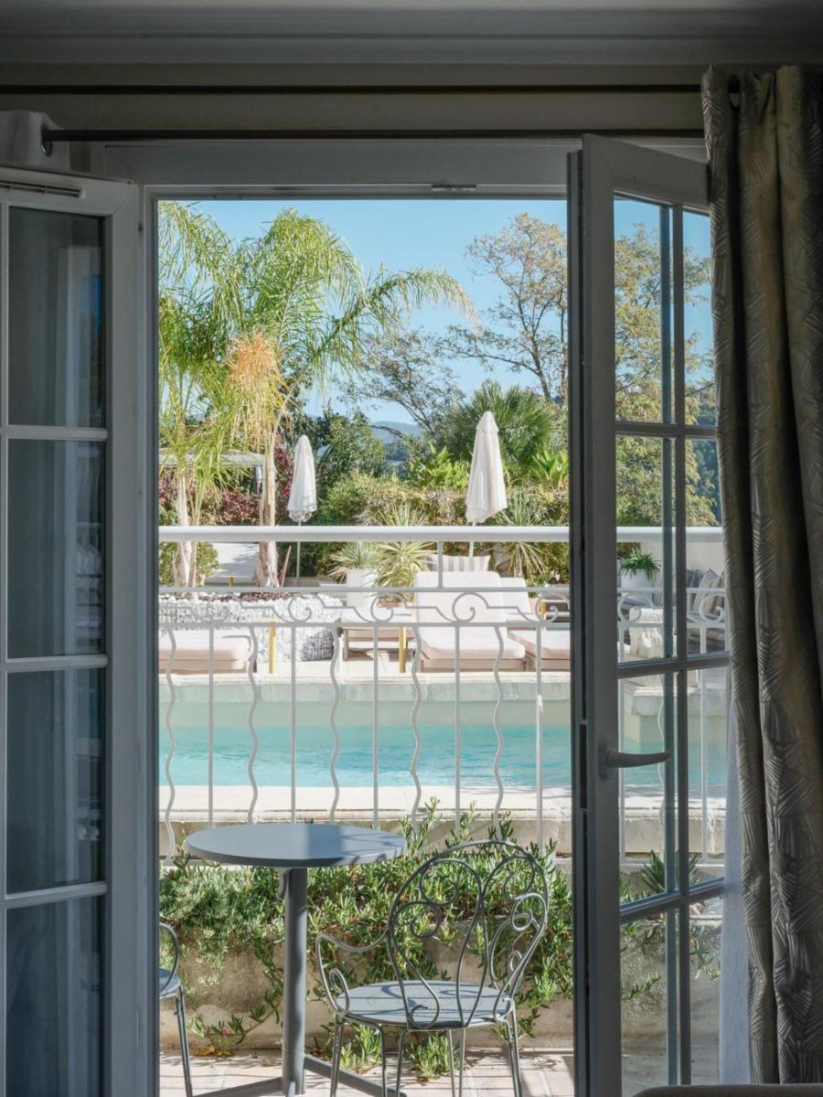 Piscine de l'établissement Maison Bérard Hôtel - Restaurant - Spa ou située à proximité