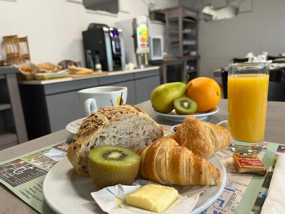 Logis Hotel Noemys Brive - Restaurant Le Teinchurier - Housity