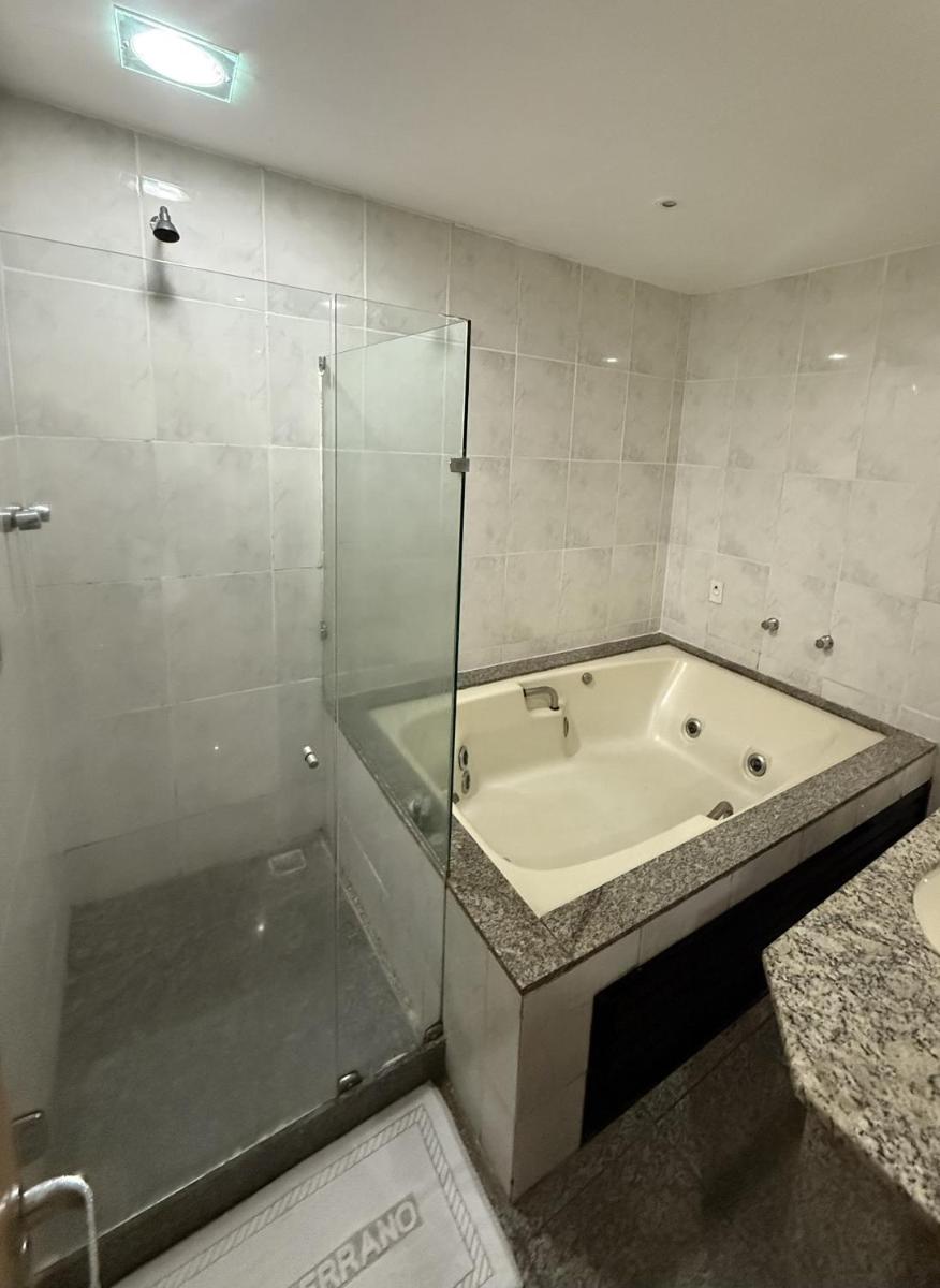 Hotel Serrano - Housity