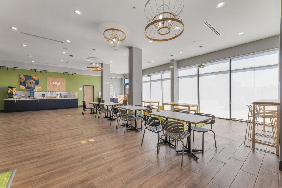 Spark By Hilton Garland Dallas East - Housity