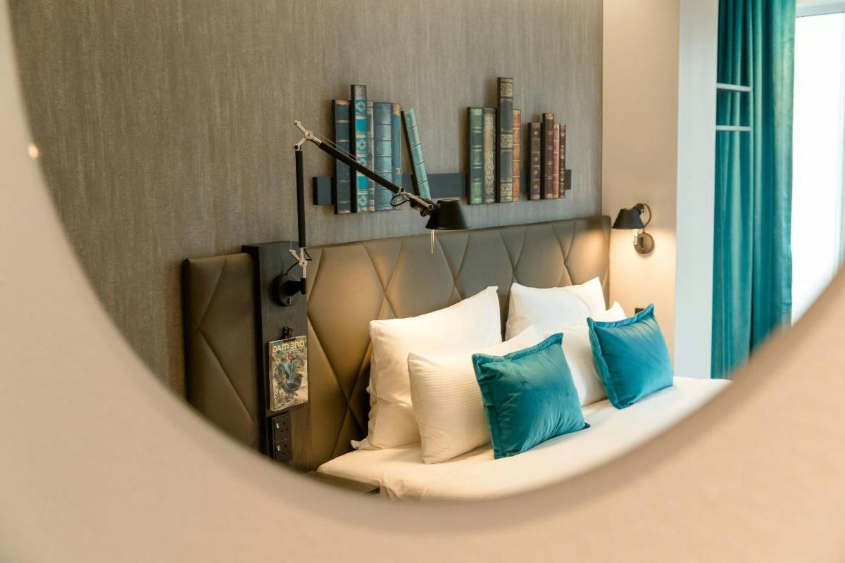 Motel One Manchester-St. Peter's Square - Hizvo