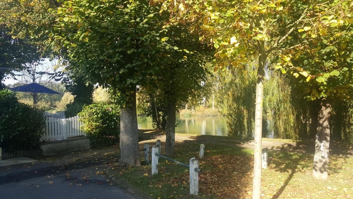 LOGIS - Hôtel & Restaurant Le Gonfalon - Housity
