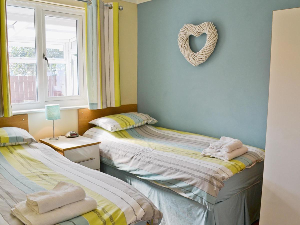 Coastal Retreat - Housity