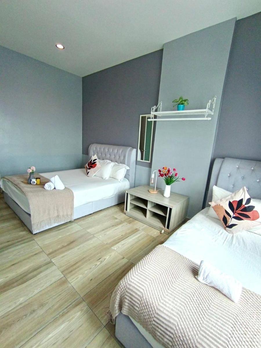 Octagon Premium Ipoh Town Center by Grab A Stay - Housity