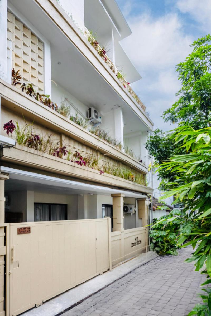 Pyramids Hotel Canggu - Housity