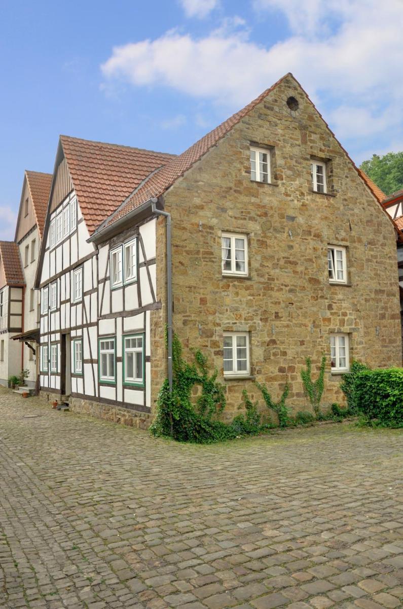 Hotel Schwalenberger Malkasten - Housity