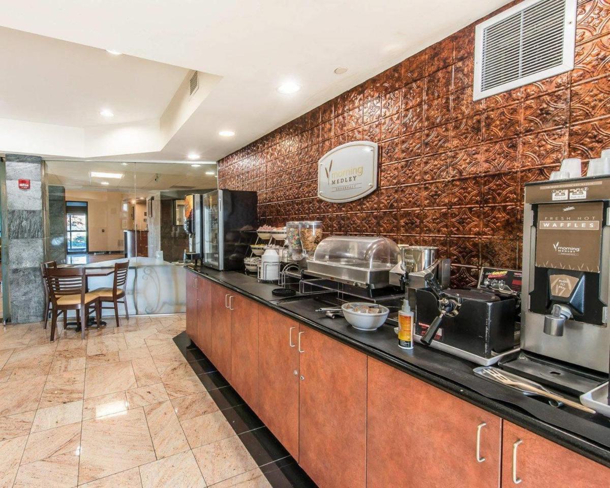 Sleep Inn & Suites - Housity