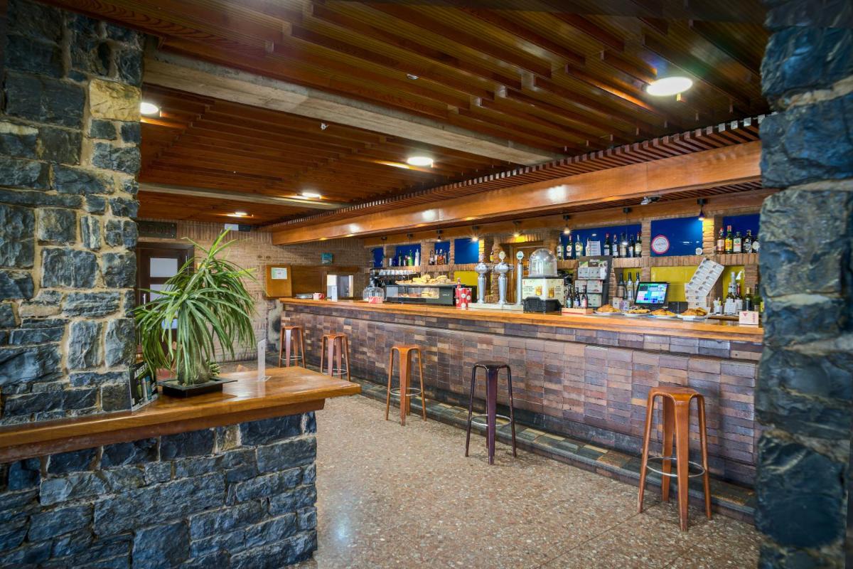 Hostal Los Infantes - Housity