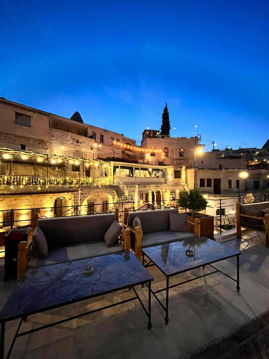 Century Cave Hotel - Housity