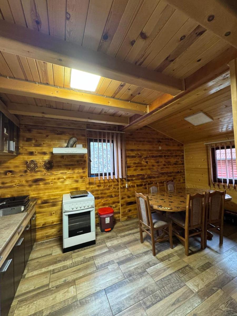 Zaovinski Raj2 Tara - Housity