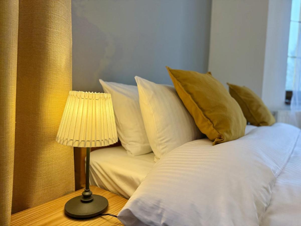 Maya Pokoje i Apartamenty - Housity