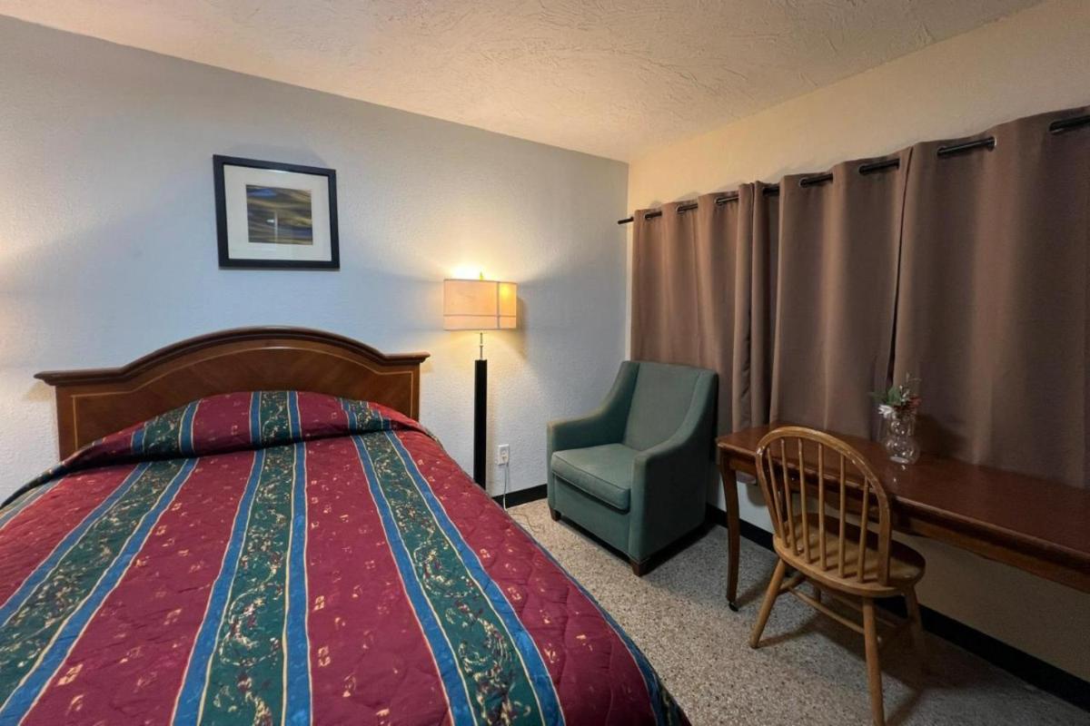 Cross City Motel by Hotel O US 19 - Housity