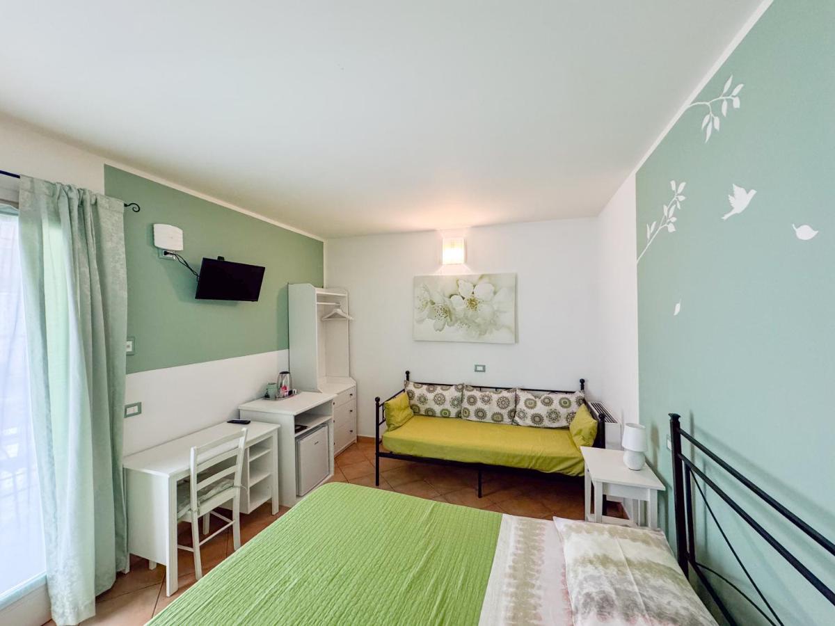 B&B Il Grande Salice Bike Friends - Housity