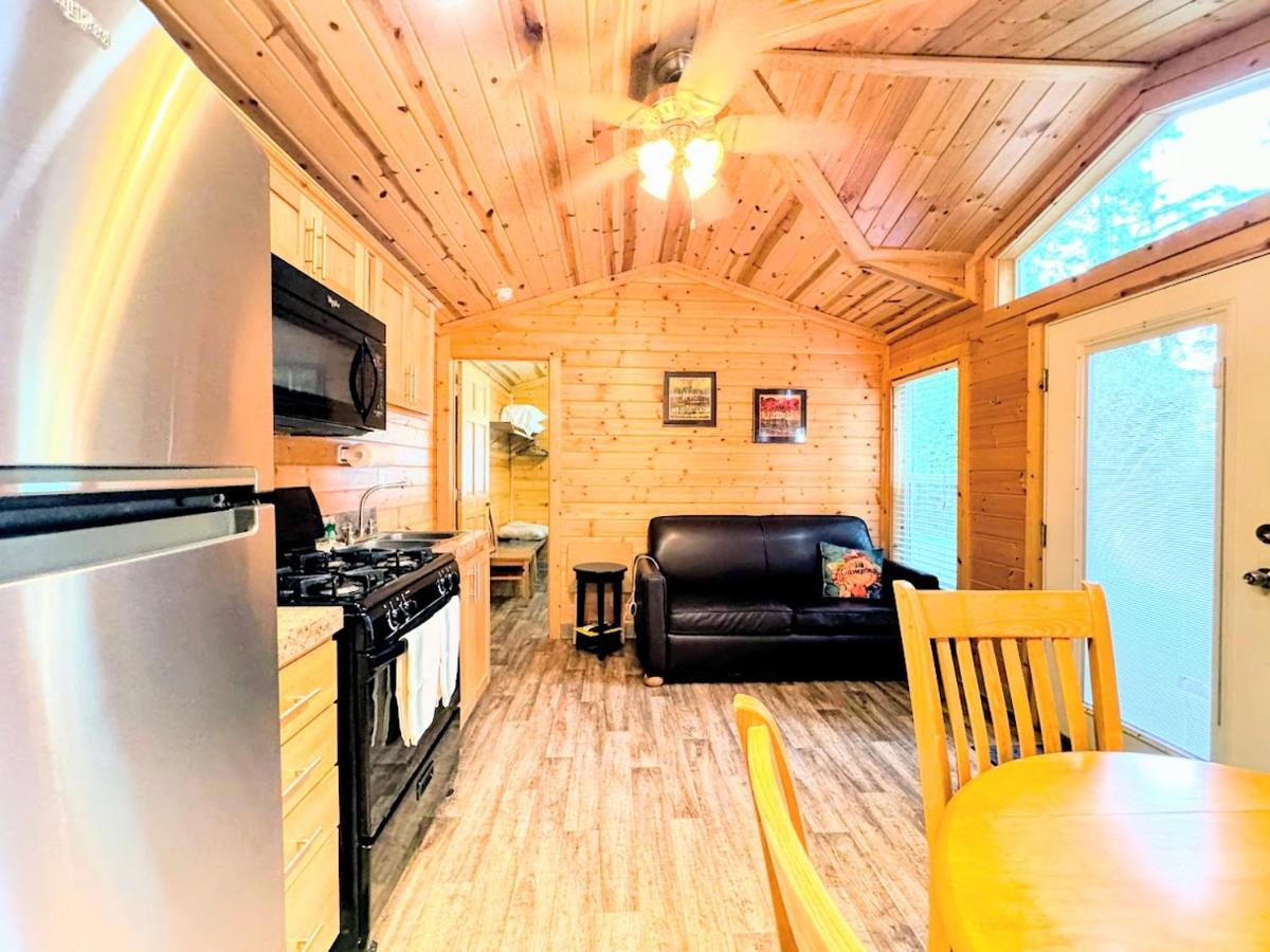 Tall Chief Camping Resort Cottage 1 - Housity