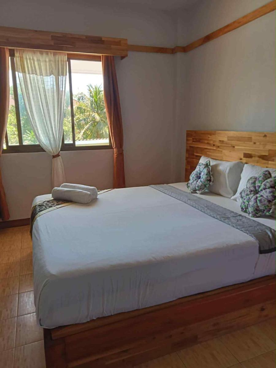 Lanta Ala Guest House - Housity