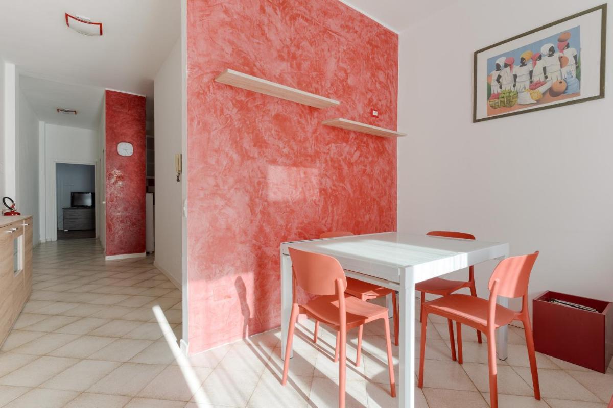 GuestHost - Certosa Cozy Flat with Balcony - Housity
