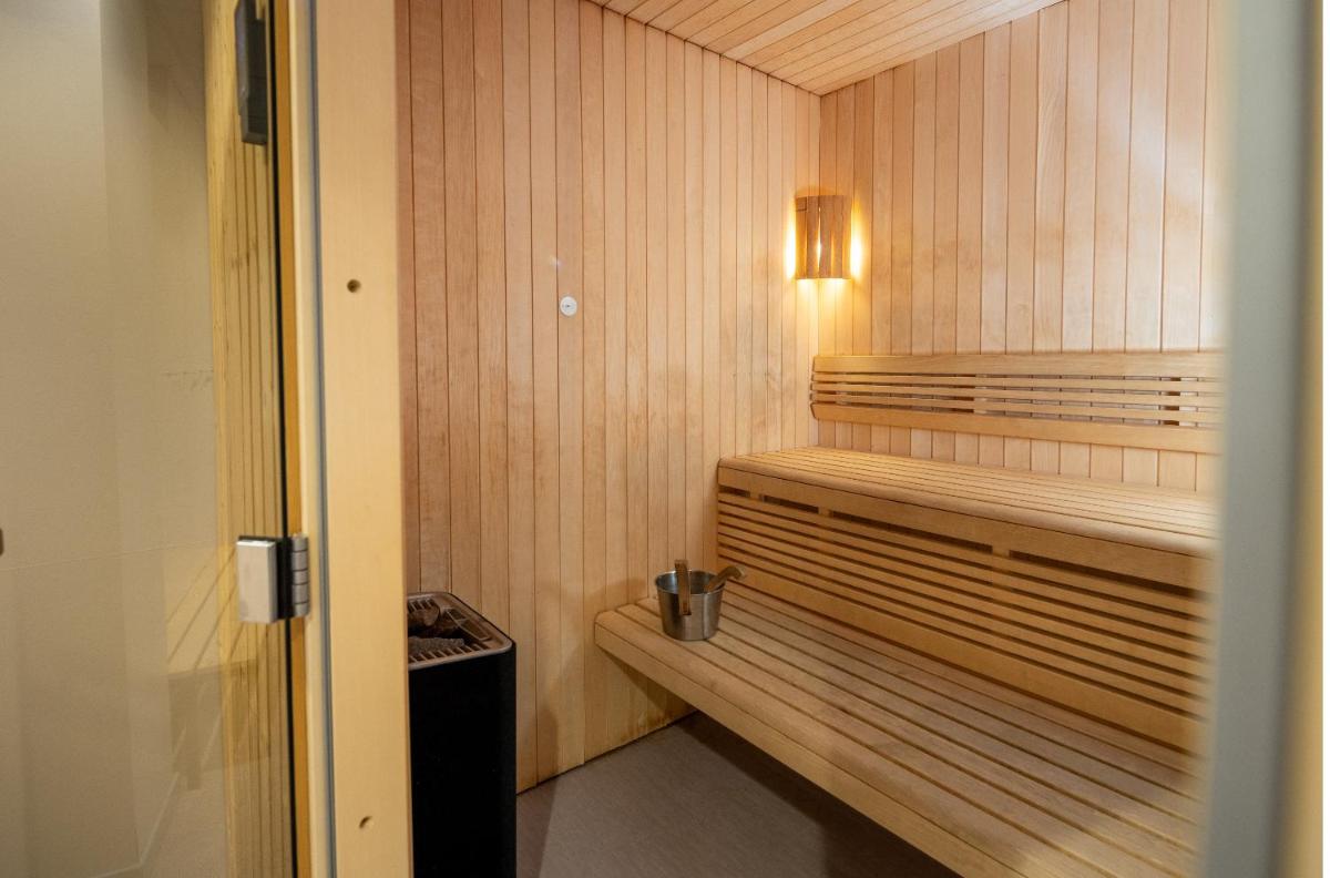 Dombås Hotel - Housity