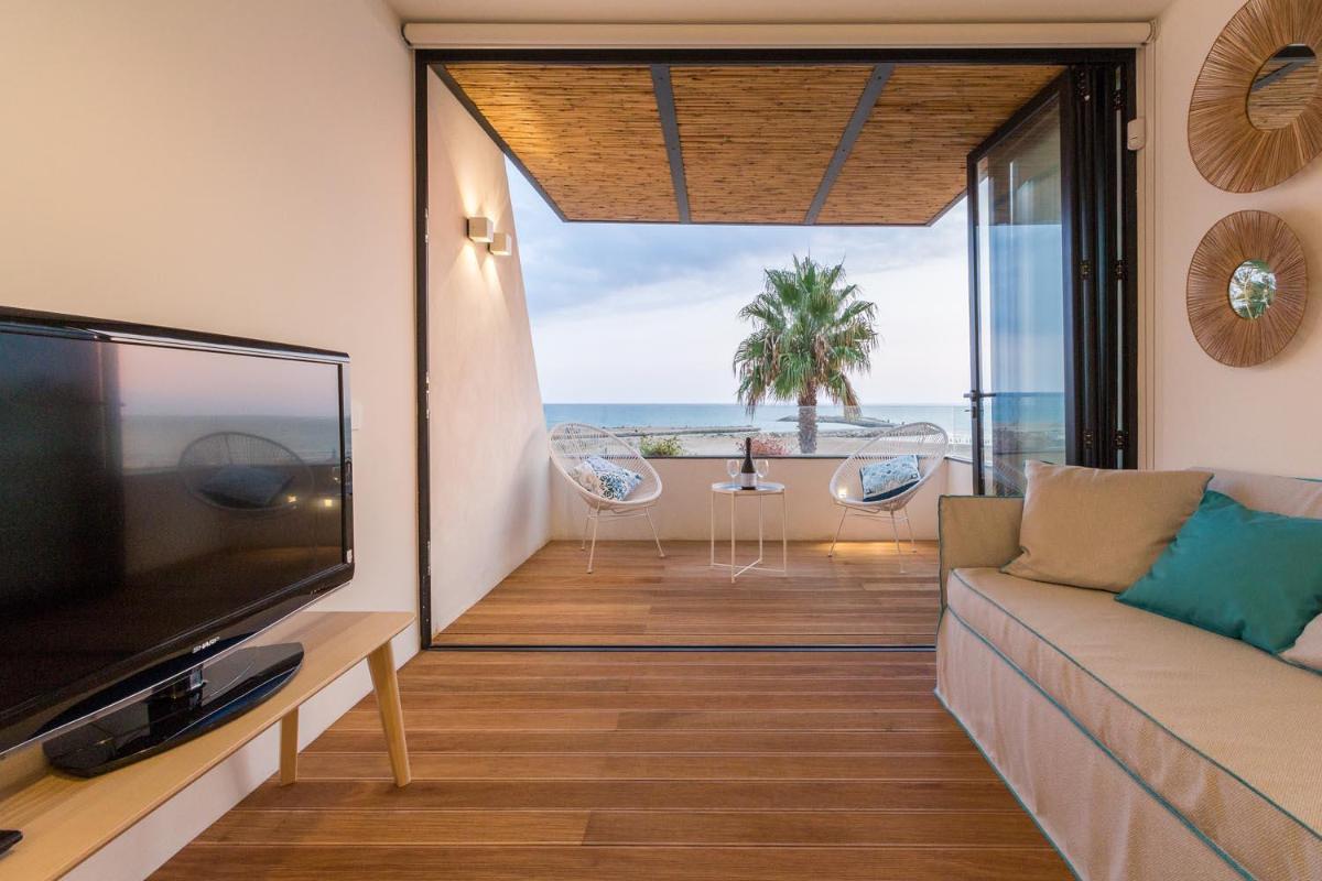 Medea, appartamento a soli 20 m dalla spiaggia - Housity